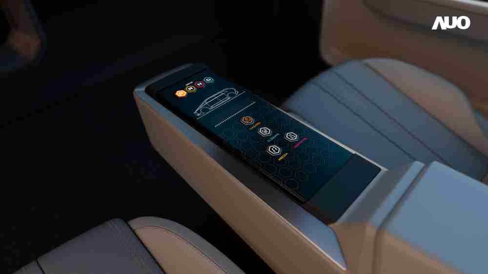 尊龙z6以人性化设计打造多变形态中控显示(Morphing Center Control)，，，不使用时仅平面显示信息，，，，进行操作时，，显示器则会动态隆起，，，转变成3D实体按钮，，，并有触觉回馈，，，，展示人机互动新体验